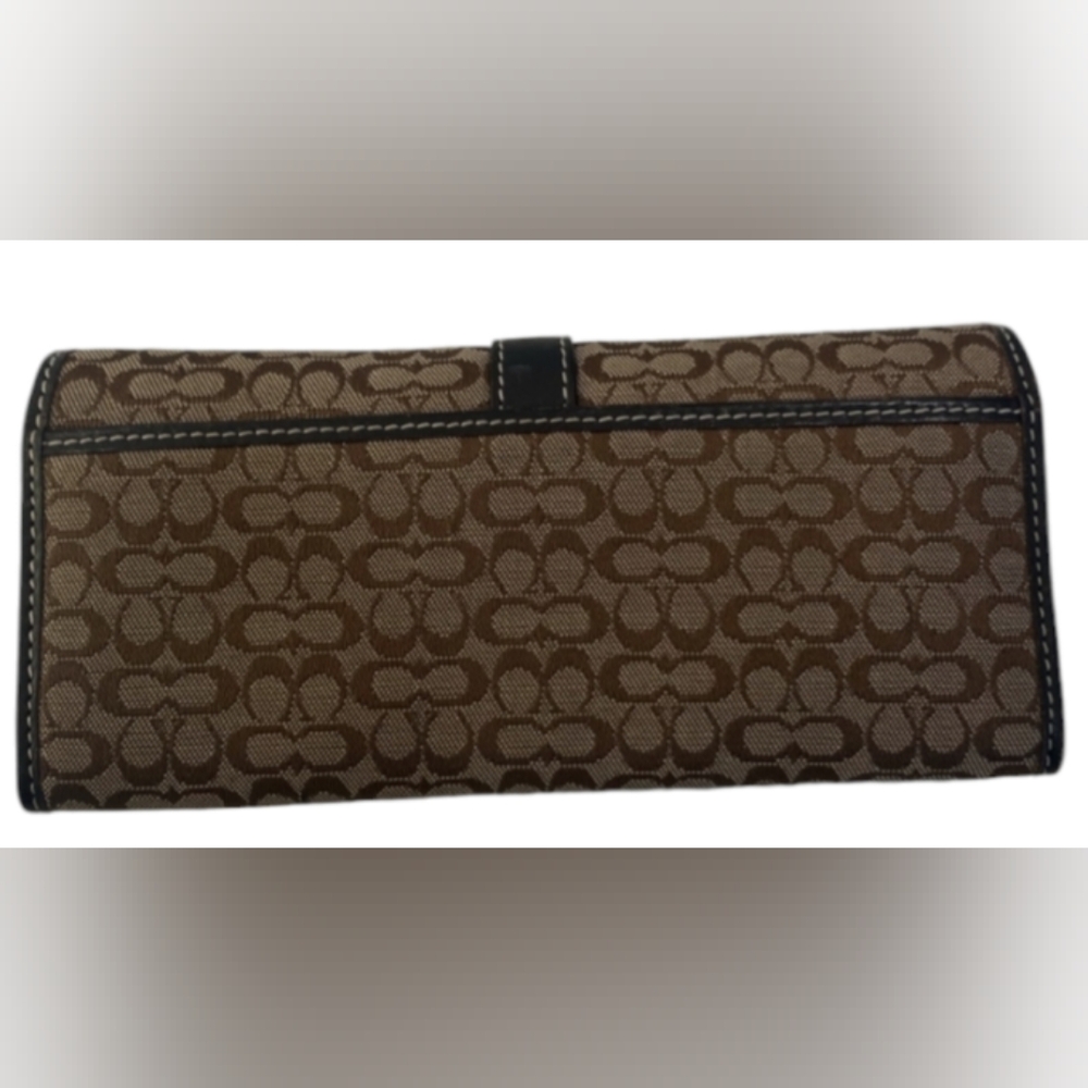 COACH Vintage Brown Canvas Leather Wallet Buckle Detail, Magnetic Closure GUC - Picture 7 of 7